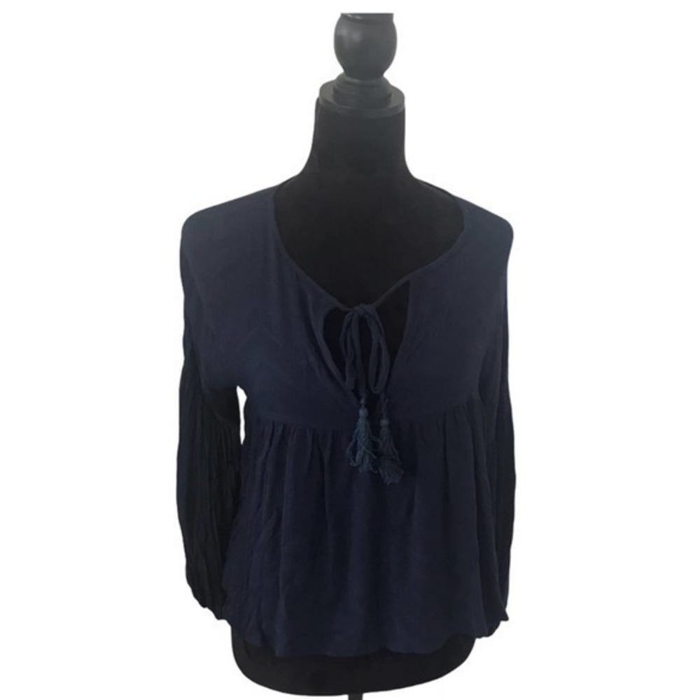 We My People Navy Blue Front Peephole Tunic Size M